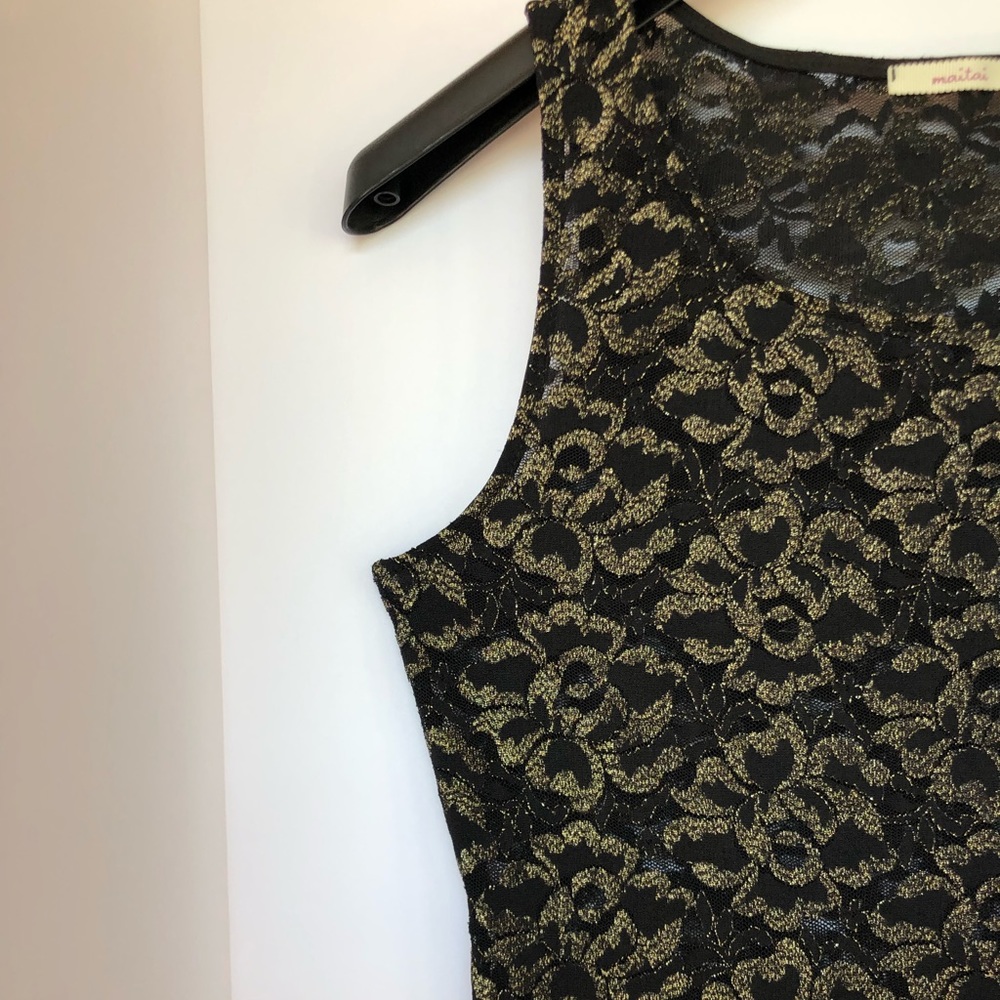 Fantastic gold with black blouse ✨👚✨ - Picture 6 of 7